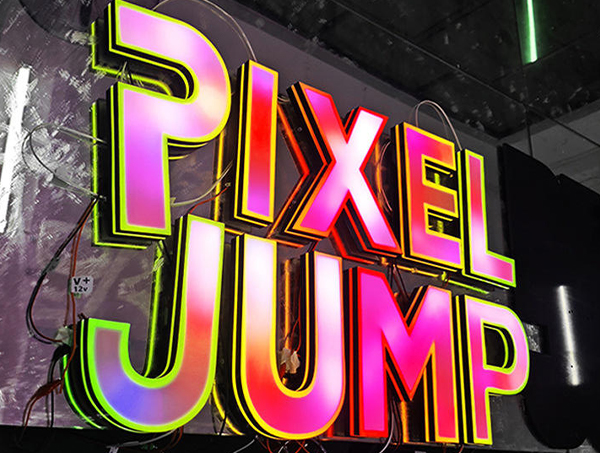 led幻彩超级发光字定制 动态发光字