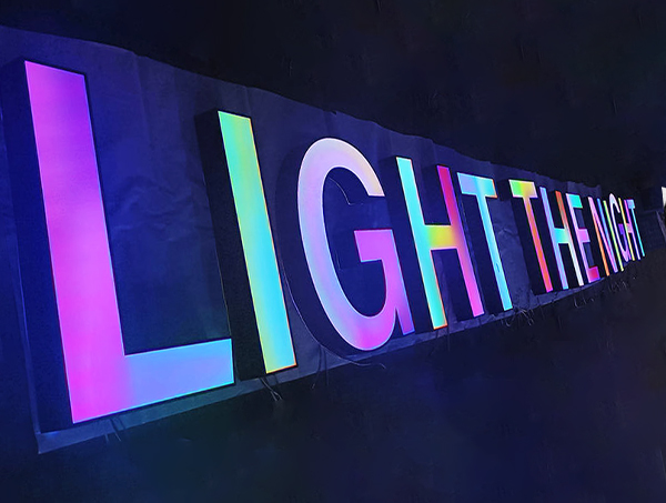 led幻彩发光字定制 门头招牌字订做