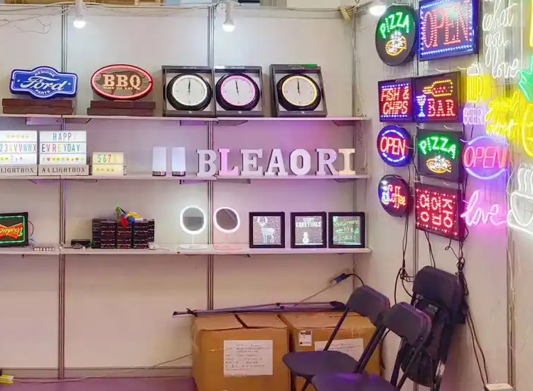 LED灯光为什么能呈现五彩斑斓的效果